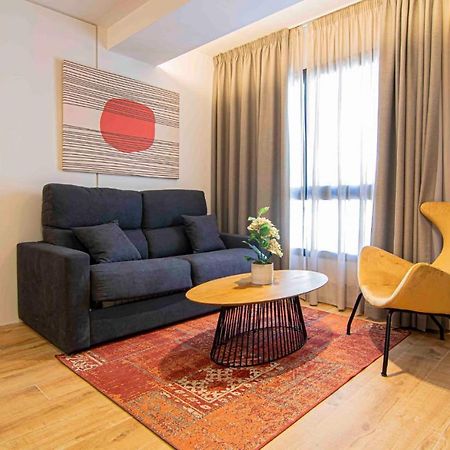 Apartamentos Leonor Malaga Luaran gambar