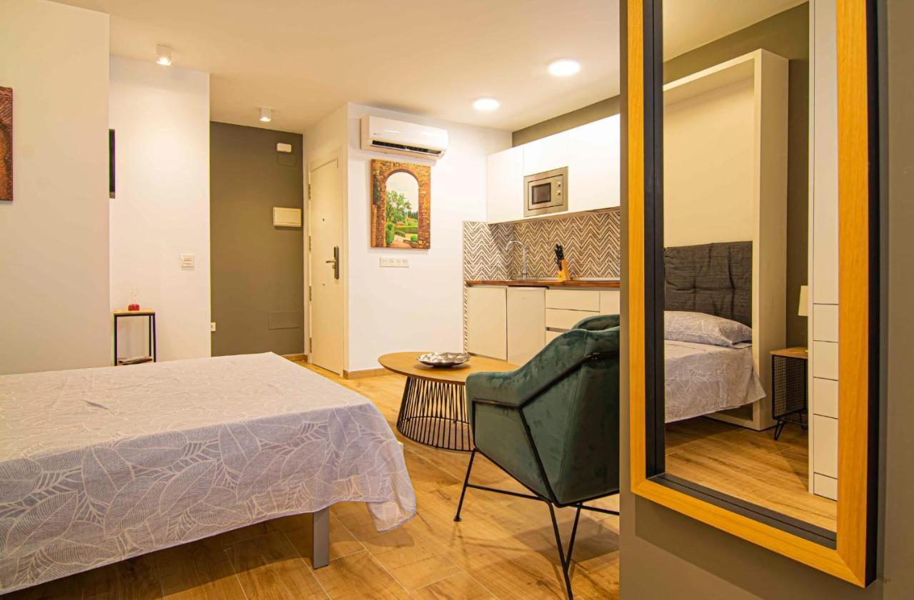 Apartamentos Leonor Malaga Luaran gambar